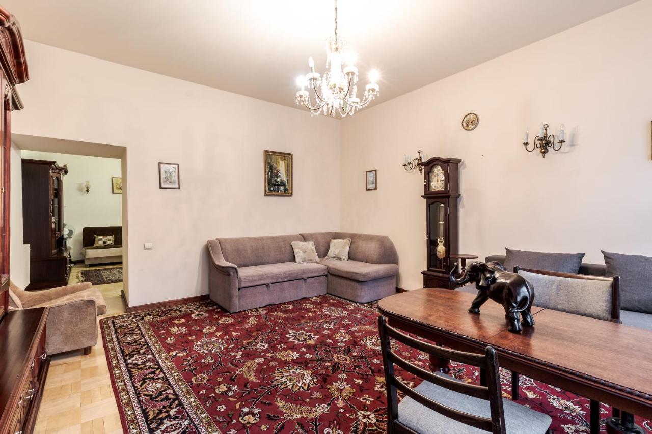 Doroshenka Antique Apartment 利沃夫 外观 照片