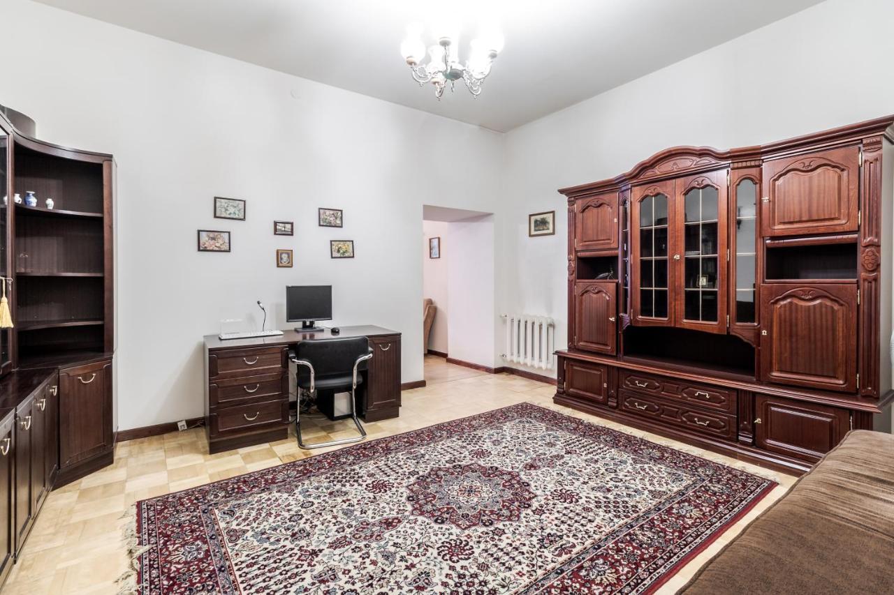 Doroshenka Antique Apartment 利沃夫 外观 照片
