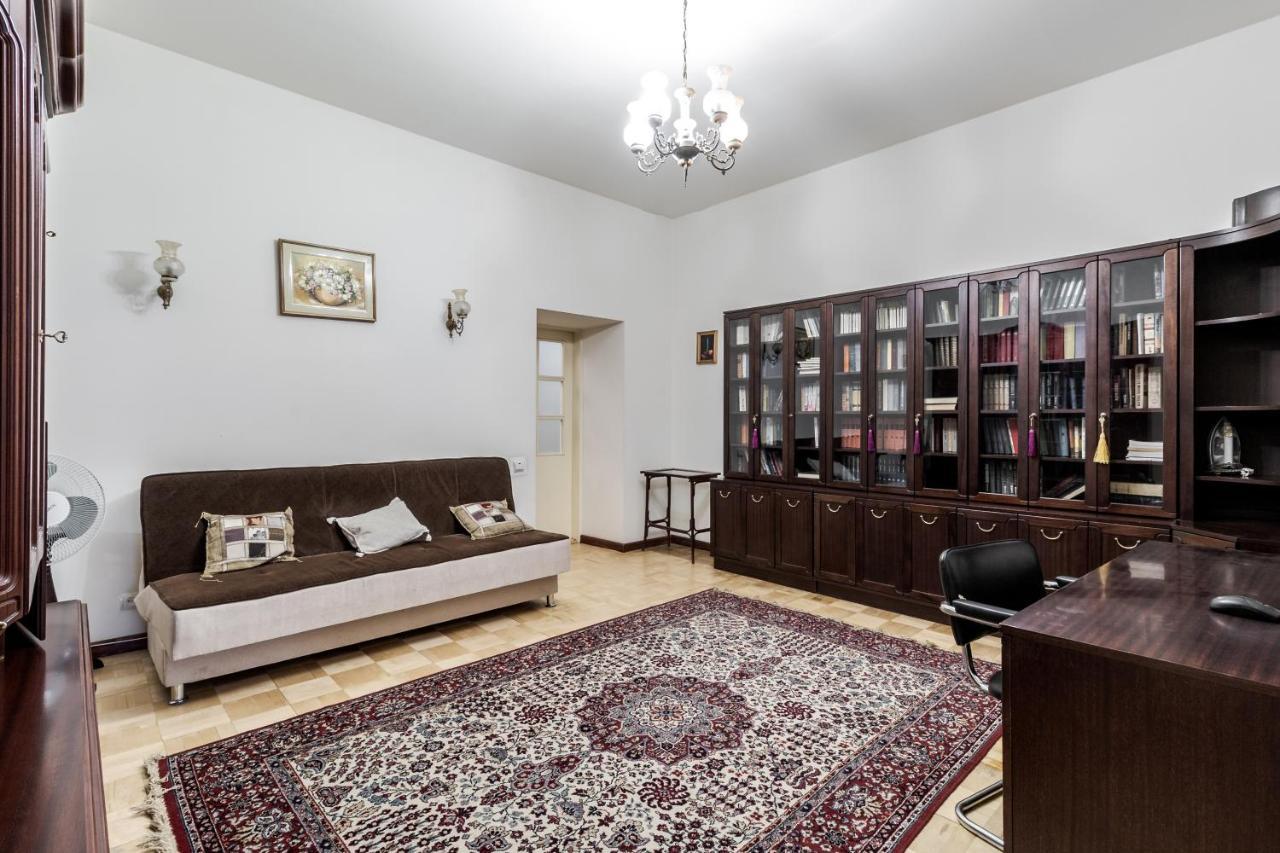Doroshenka Antique Apartment 利沃夫 外观 照片