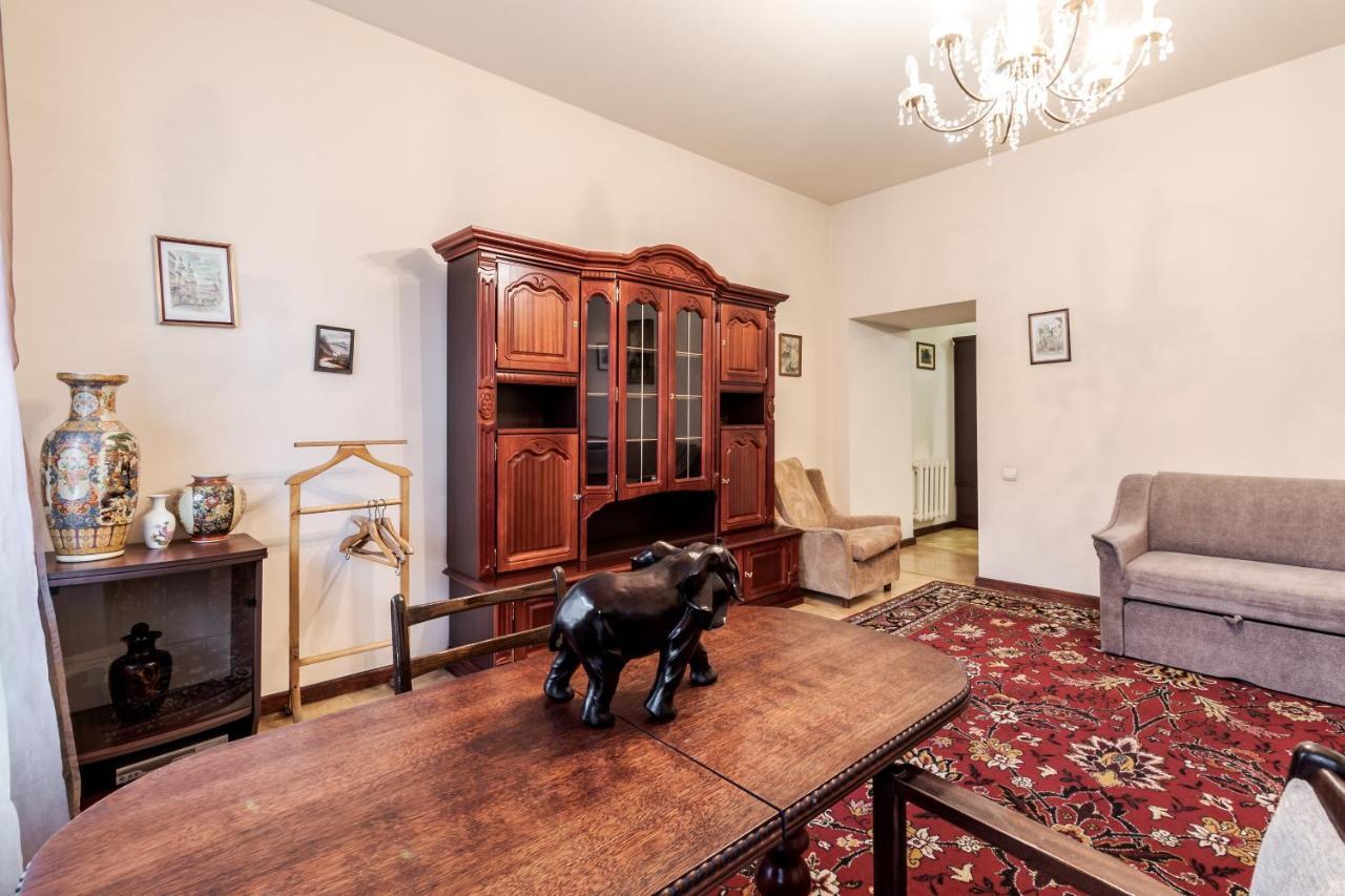 Doroshenka Antique Apartment 利沃夫 外观 照片