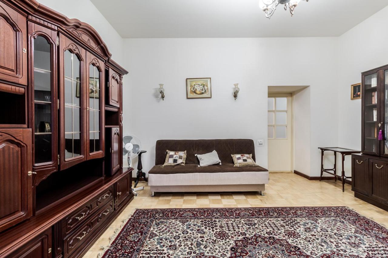 Doroshenka Antique Apartment 利沃夫 外观 照片